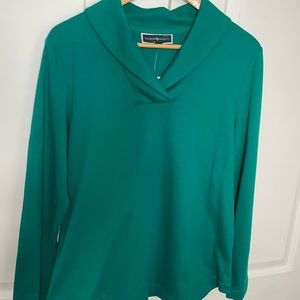 Karen Scott, Size Large, color genuine jade.